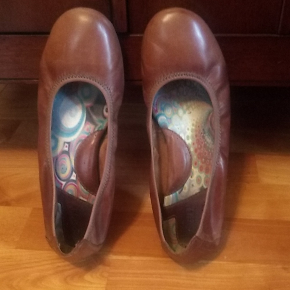 Ballet flats